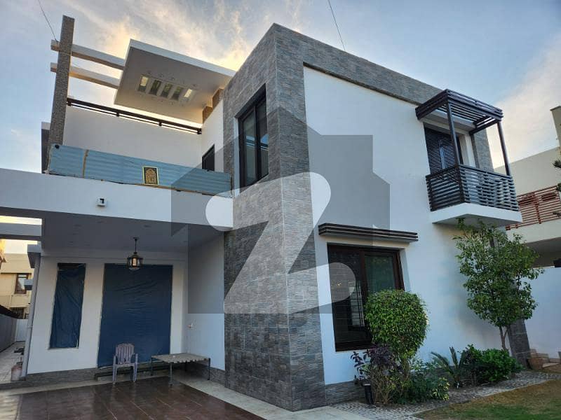 8 Year Old 700 Yards Architect Design Bungalow With Pool For Sale Dha Phase 7 Near Rahat Park