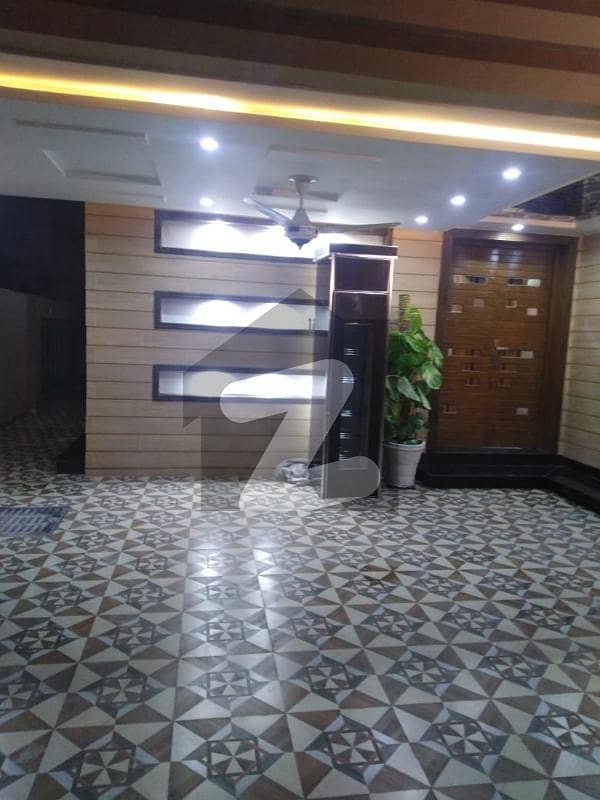 بحریہ ٹاؤن ۔ غزنوی بلاک بحریہ ٹاؤن ۔ سیکٹر ایف,بحریہ ٹاؤن,لاہور میں 5 کمروں کا 10 مرلہ مکان 1.0 لاکھ میں کرایہ پر دستیاب ہے۔