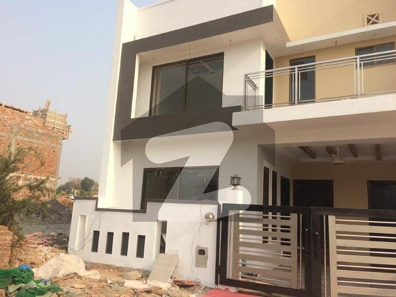 Bahria Enclave Sector B-1 5.5 Marla Corner 4 Bed House Available For Rent In Prime Location. Reasonable Demand.