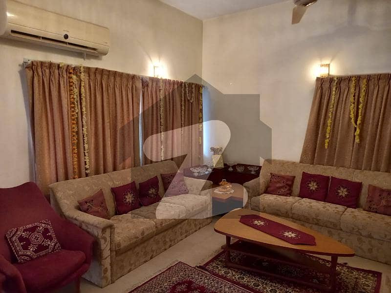نارتھ ناظم آباد ۔ بلاک آئی نارتھ ناظم آباد کراچی میں 4 کمروں کا 1.2 کنال مکان 7.5 کروڑ میں برائے فروخت۔