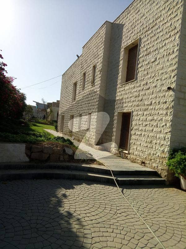 3145 Sq Yard Lavish Bungalow On Vip Location Of Hill Park Hill Park