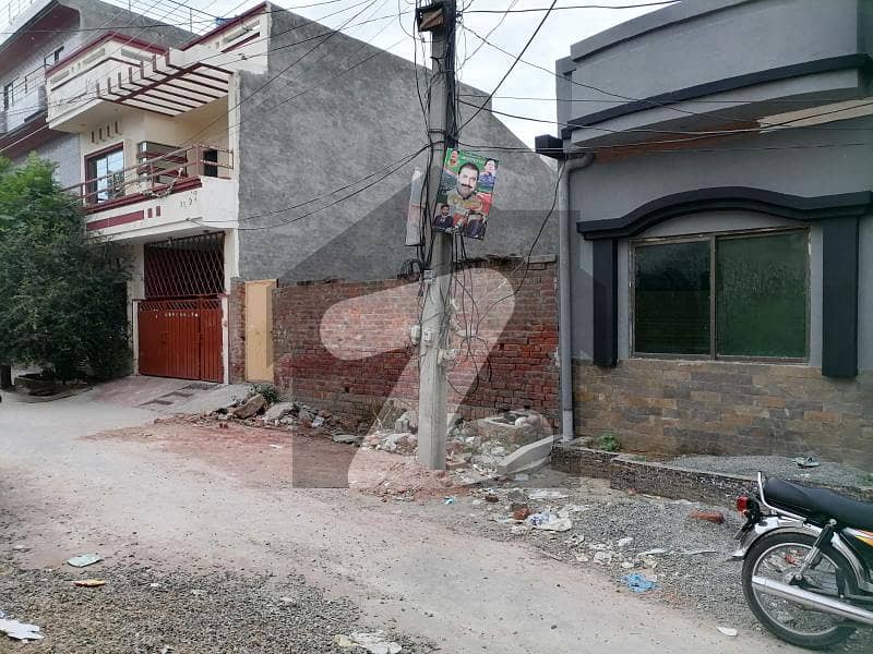 ناز ٹاؤن ۔ بلاک سی ناز ٹاؤن لاہور میں 2 کمروں کا 5 مرلہ مکان 95 لاکھ میں برائے فروخت۔