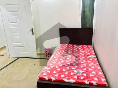 2.5 Marla Furnished Flat For Sale On Jail Road Lahore