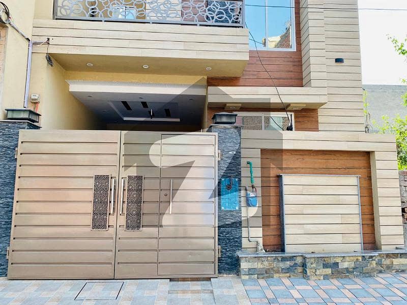 4.50 Marla Brand New Double Storey Beautiful House For Sale In Samanabad Lahore