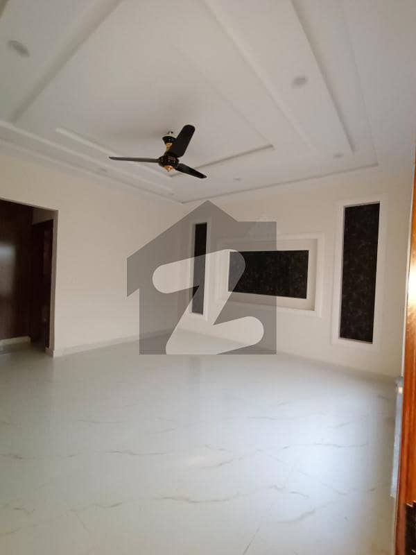 1 Kanal House For Sale In Model Town Block C Park Face