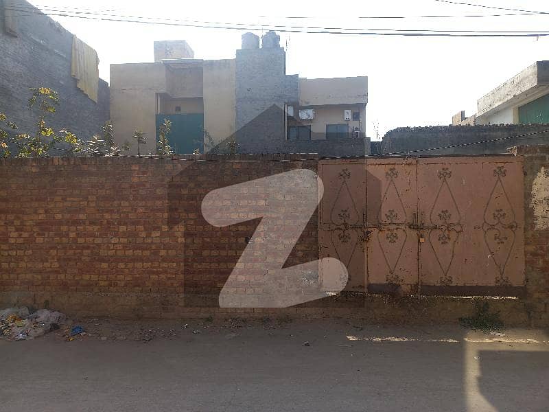 عامر ٹاؤن ہربنس پورہ,لاہور میں 10 مرلہ رہائشی پلاٹ 1.8 کروڑ میں برائے فروخت۔