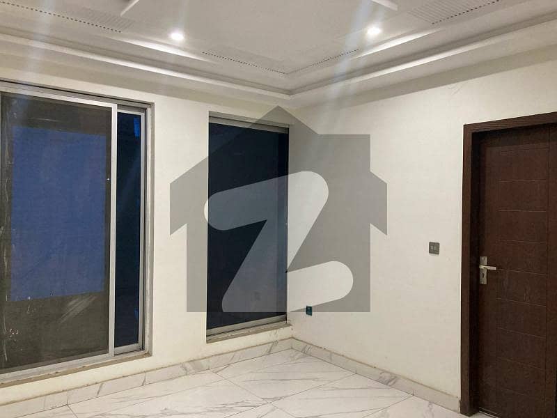 1 Bed Apartment For Sale In Sector C Bahria Town Lahore
