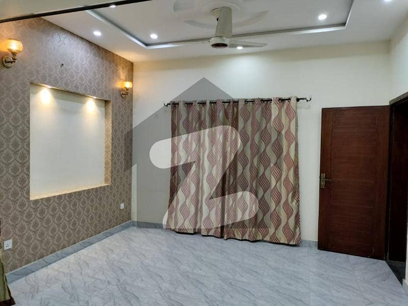 5 Marla BRAND NEW House available for rent in Sctor D Bahria Town
