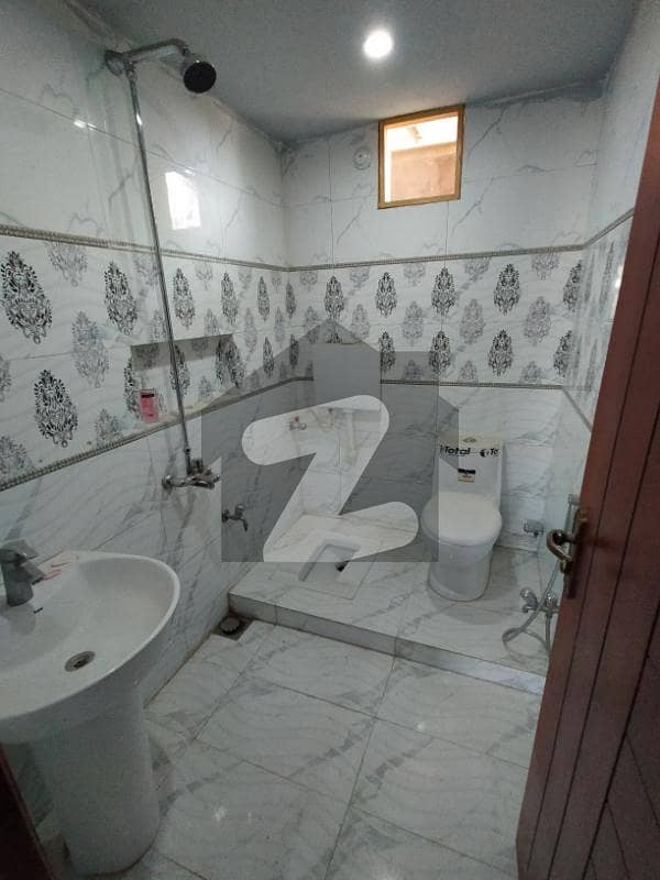 A Centrally Located Lower Portion Is Available For Rent In Karachi