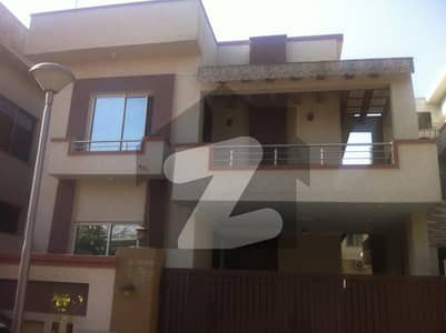 10 marla upper portion available for rent in bahria town
