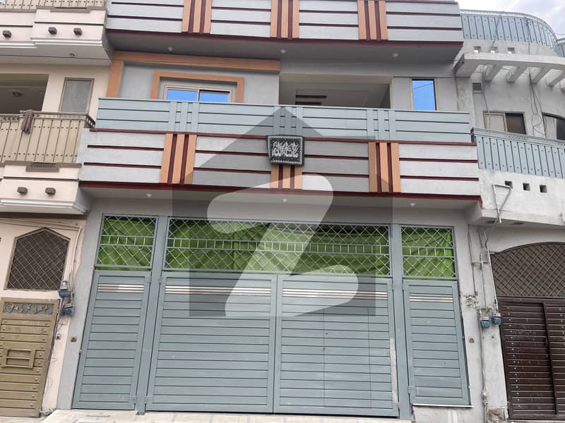 Hayatabad 5 Marla House For Sale 8 Rooms 8 Bedrooms 2 Car Parking Vip Location More Details Contact Me