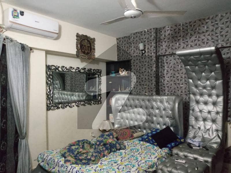 ڈی ایچ اے فیز 7 ڈی ایچ اے کراچی میں 3 کمروں کا 7 مرلہ فلیٹ 70 ہزار میں کرایہ پر دستیاب ہے۔