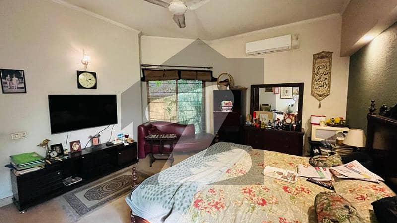 1 Kanal Beautiful Stylish House 1 Kanal Beautiful Stylish House