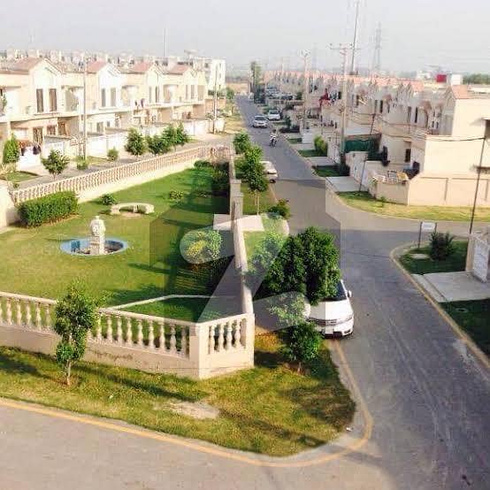 ایڈن لین ولاز 2 ایڈن لاہور میں 5 مرلہ رہائشی پلاٹ 65 لاکھ میں برائے فروخت۔
