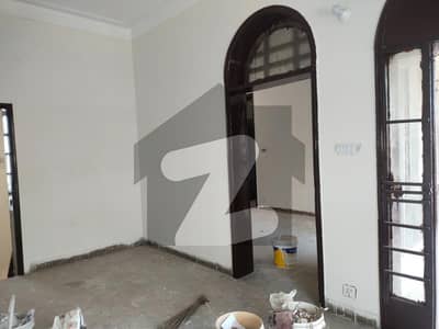 10 Marla Warehouse Available For Rent In Kamran Block