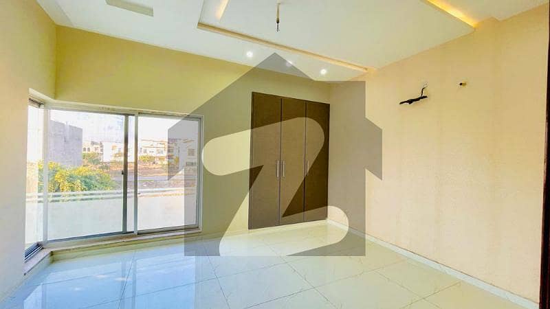 House Sized 1575 Square Feet Available In Wapda Town