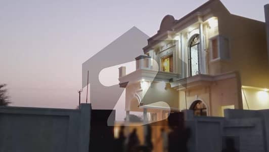 پی آئی اے ایمپلائز ہاؤسنگ سوسائٹی ملتان میں 4 کمروں کا 10 مرلہ مکان 1.7 کروڑ میں برائے فروخت۔