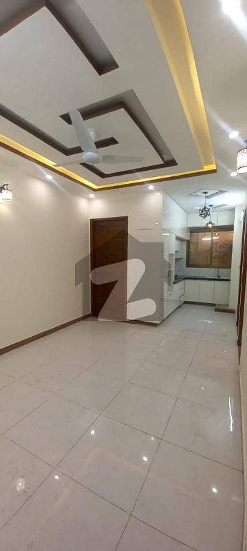 دہلی مرکنٹائل سوسائٹی گلشنِ اقبال ٹاؤن,کراچی میں 3 کمروں کا 6 مرلہ بالائی پورشن 2.4 کروڑ میں برائے فروخت۔