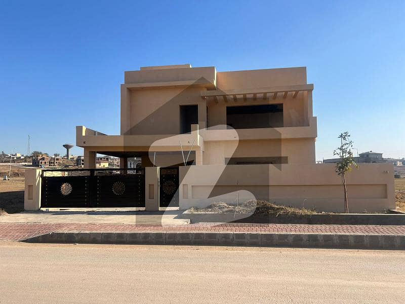 1 Kanal + 6 Marla Extra Land House For Sale In Bahria Hamlet- Bahria Town(phase-8)