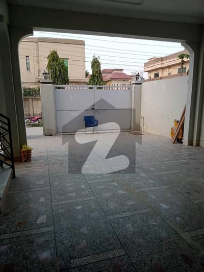 4500 Square Feet House In Hayatabad Phase 4 - P1 Is Available