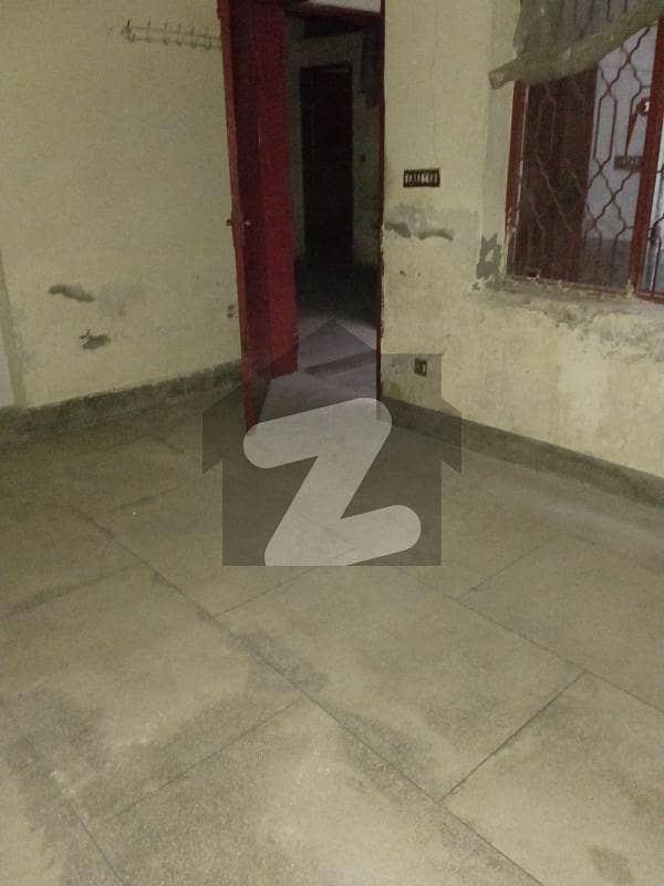 حسن ٹاؤن لاہور میں 4 کمروں کا 5 مرلہ مکان 1 کروڑ میں برائے فروخت۔