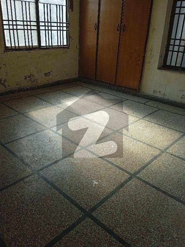675 Square Feet Flat Available For Rent In Allama Iqbal Town - Muslim Block