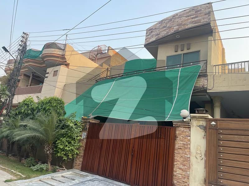 مرغزار آفیسرز کالونی ۔ بلاک این مرغزار آفیسرز کالونی لاہور میں 5 کمروں کا 10 مرلہ مکان 2.51 کروڑ میں برائے فروخت۔
