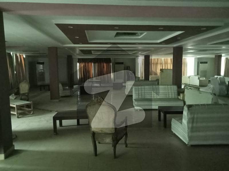 22 Marla Hall Sqft Second Floor For Rent Near Mujahid Hospital Susan Road Madina Town Faisalabad