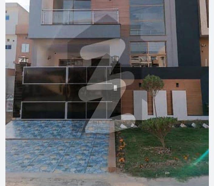 Canal Road Amin Tone Faisalabad 6 Marla Double Storey House For Rent