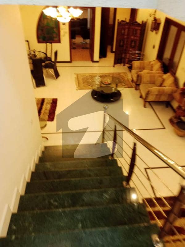 نیوی ہاؤسنگ سکیم کارساز - فیز 1 نیوی ہاؤسنگ سکیم کارساز کراچی میں 6 کمروں کا 1 کنال مکان 7 لاکھ میں کرایہ پر دستیاب ہے۔