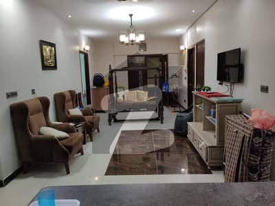 ال الحمرا سوسائٹی گلشنِ اقبال ٹاؤن کراچی میں 5 کمروں کا 2 کنال مکان 28 کروڑ میں برائے فروخت۔