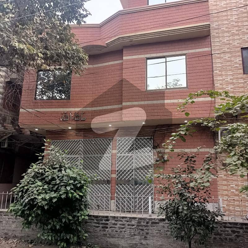 شادباغ . بلاک ڈی شادباغ لاہور میں 6 کمروں کا 5 مرلہ مکان 3.32 کروڑ میں برائے فروخت۔