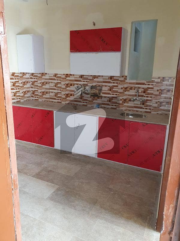 محمود آباد کراچی میں 2 کمروں کا 2 مرلہ فلیٹ 35 لاکھ میں برائے فروخت۔