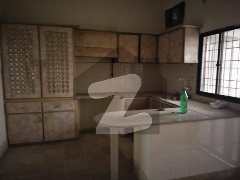 ماڈل کالونی بِن قاسم ٹاؤن کراچی میں 3 کمروں کا 5 مرلہ مکان 28 ہزار میں کرایہ پر دستیاب ہے۔