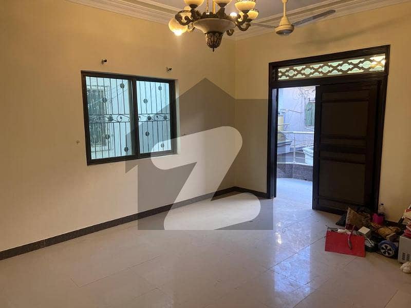 Portion For Sale 3 Bed Dd With Roof In Block F North Nazimabad