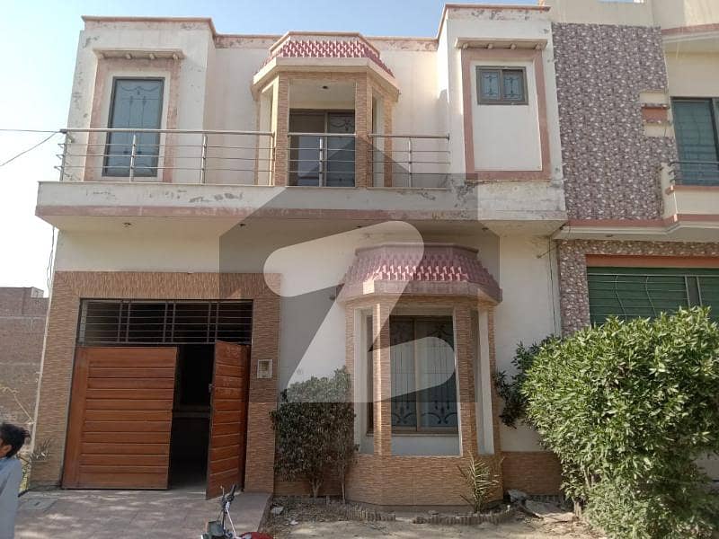 رحمان ولاز فیصل آباد میں 4 کمروں کا 5 مرلہ مکان 90 لاکھ میں برائے فروخت۔