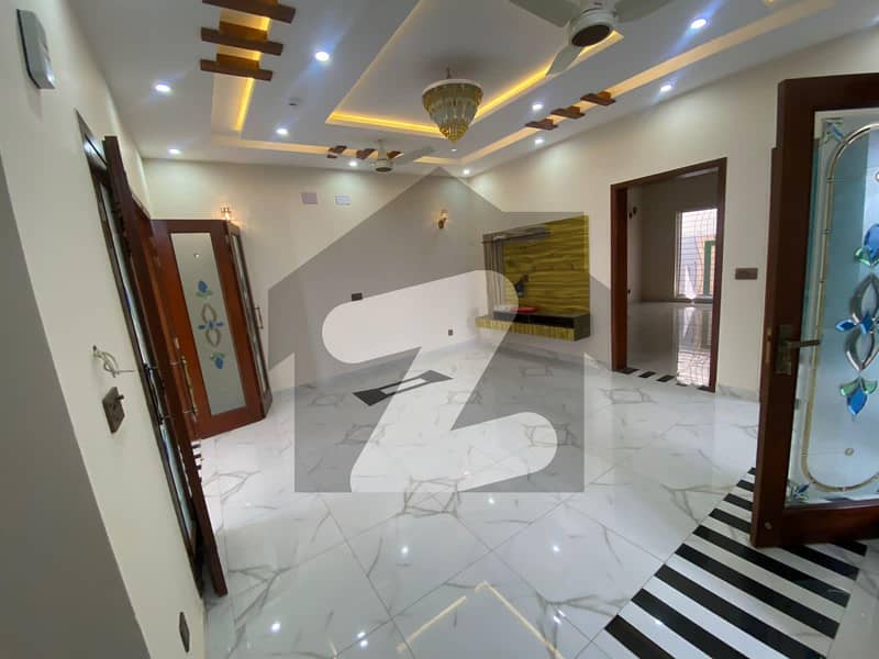 ڈی ایچ اے فیز 11 ۔ ہلوکی گارڈنز ڈی ایچ اے ڈیفینس لاہور میں 4 کمروں کا 8 مرلہ مکان 2.75 کروڑ میں برائے فروخت۔