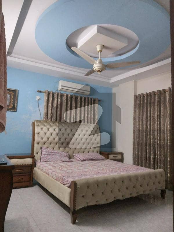 فریرے ٹاؤن کراچی میں 3 کمروں کا 8 مرلہ فلیٹ 2.6 کروڑ میں برائے فروخت۔