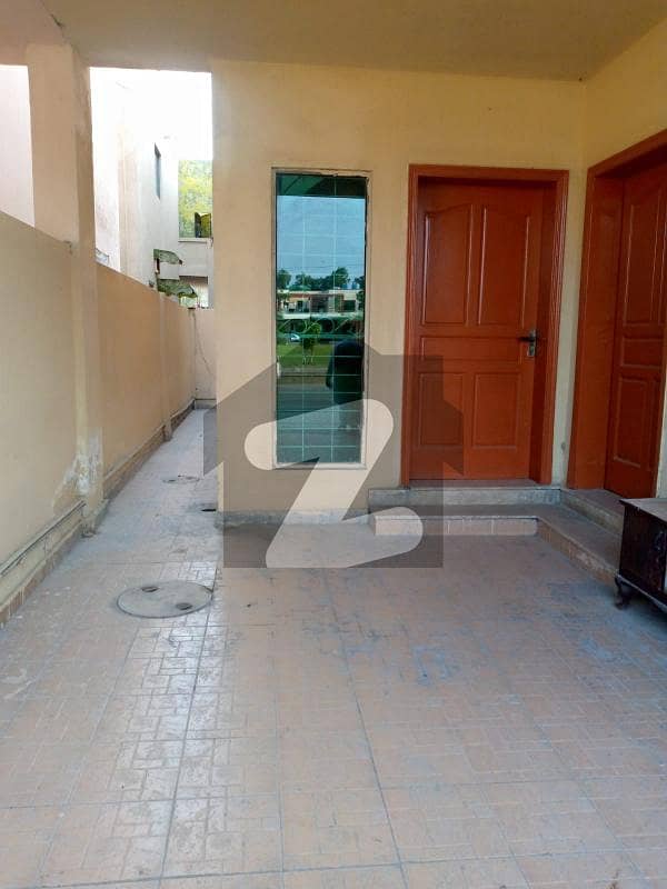 House for sale in Khayaban-e-Amin Block E with Gas