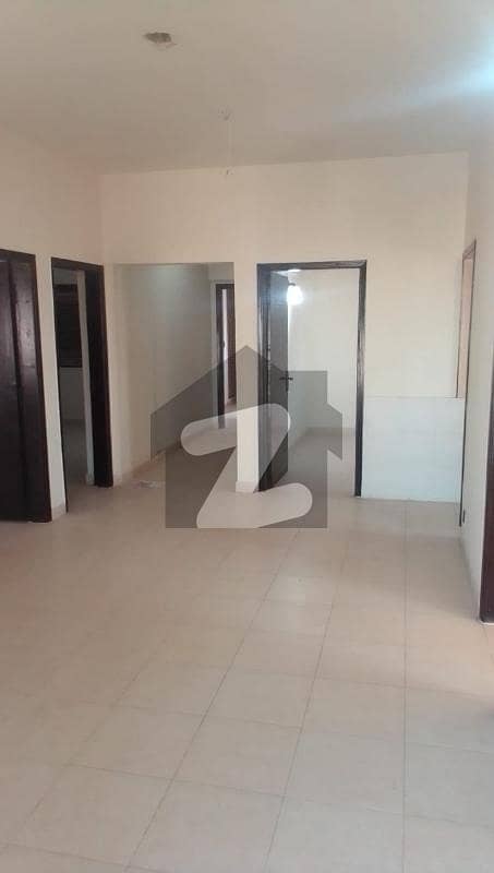 3bed dd Apartment