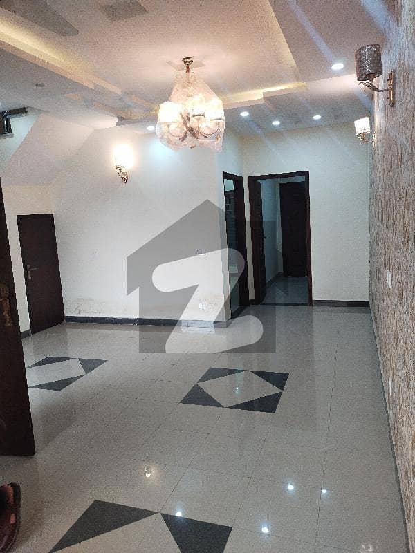 5 Marla House for rent in Paragon City 5 Marla House for rent in Paragon City