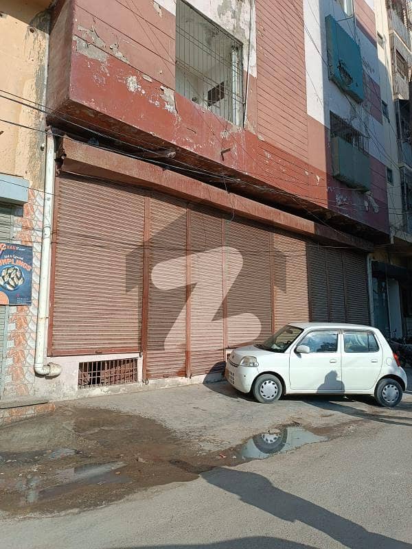 800 Sft. Shop Available For Sale On Big Bukhari Commercial