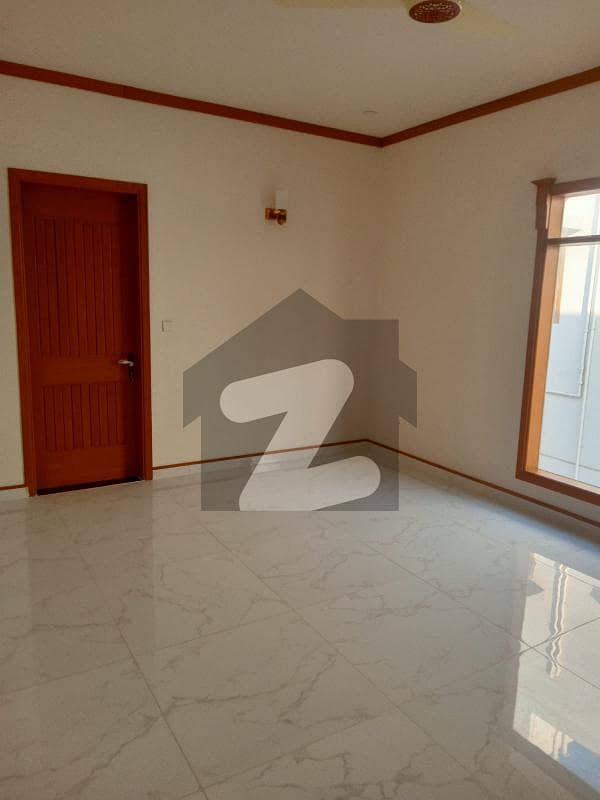 Bungalow For Sale Phase 7 400 Yard
