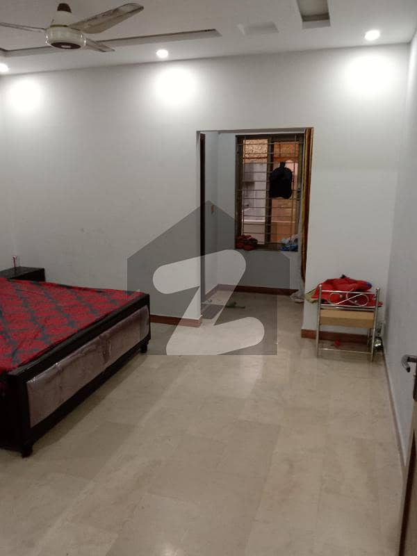 فضائیا هاوسنگ سکیم ترنول اسلام آباد میں 7 کمروں کا 12 مرلہ مکان 2.7 کروڑ میں برائے فروخت۔