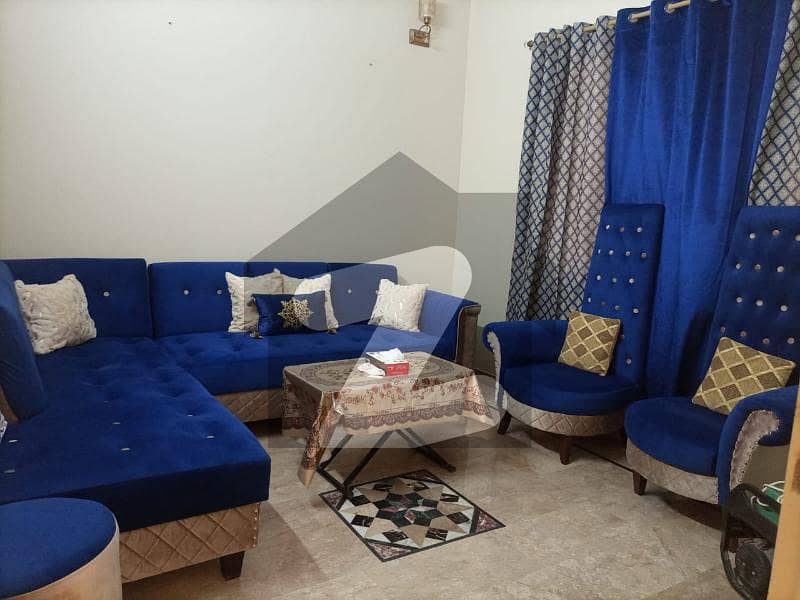 گلستانِِ جوہر ۔ بلاک 12 گلستانِ جوہر کراچی میں 6 کمروں کا 4 مرلہ مکان 2.4 کروڑ میں برائے فروخت۔