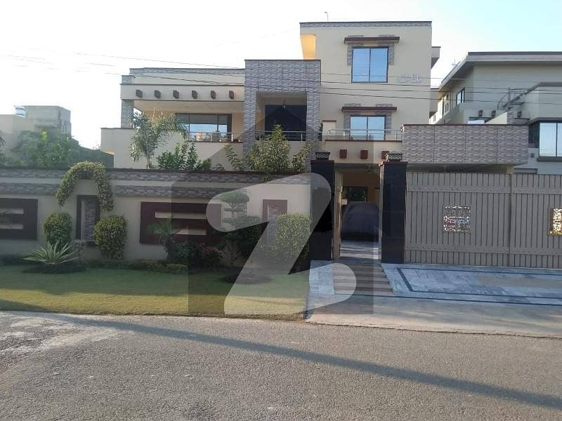 2 Kanal (32 Marla) Hot Location House Available For Sale In Punjab Govt Employees Society Phase 2