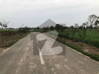 3 Kanal Farmhouse For Sale Prime Location - Harbour Farmhouses - Bedian Road Lahore