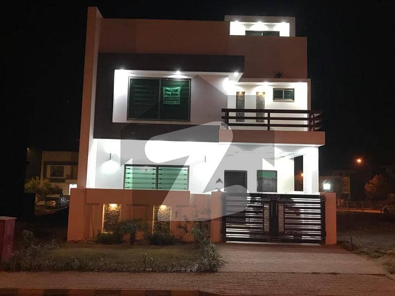5 Marla Designers House For Sale In Back Open In Bahria Enclave Islamabad