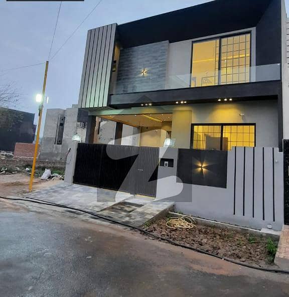 Brand New Luxury 8 Marla House For Sale In River Garden A Block River