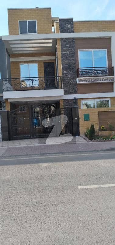 5 Marla Brand New House For Sale In Bahria Orchard ( Lda Approved)